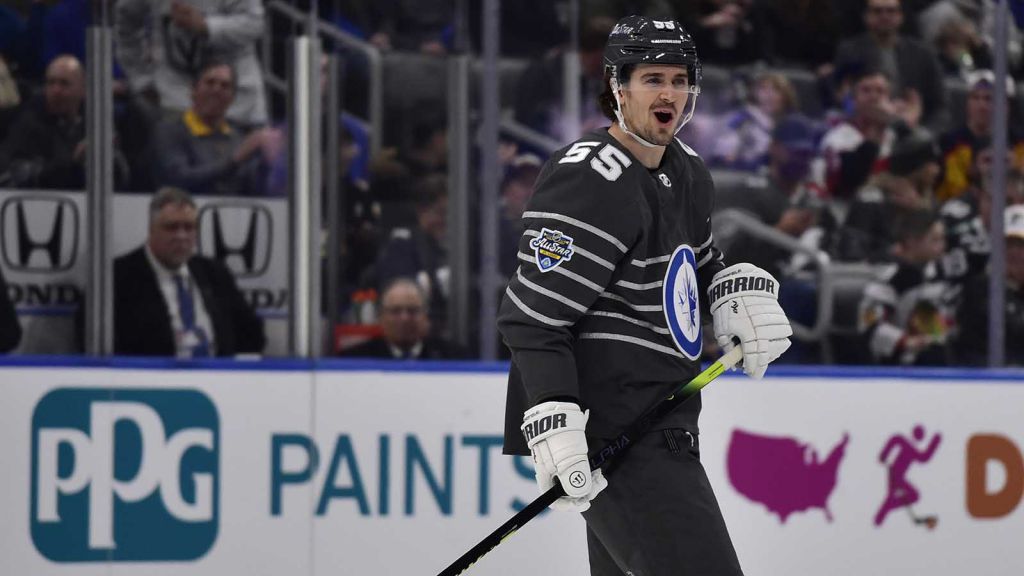 NHL-stjärnan stämd - av TV-kock