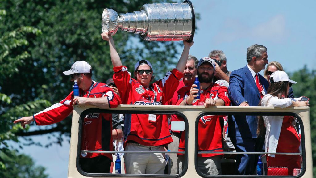 Nicklas Bäckström firar Stanley Cup-segern 2018.