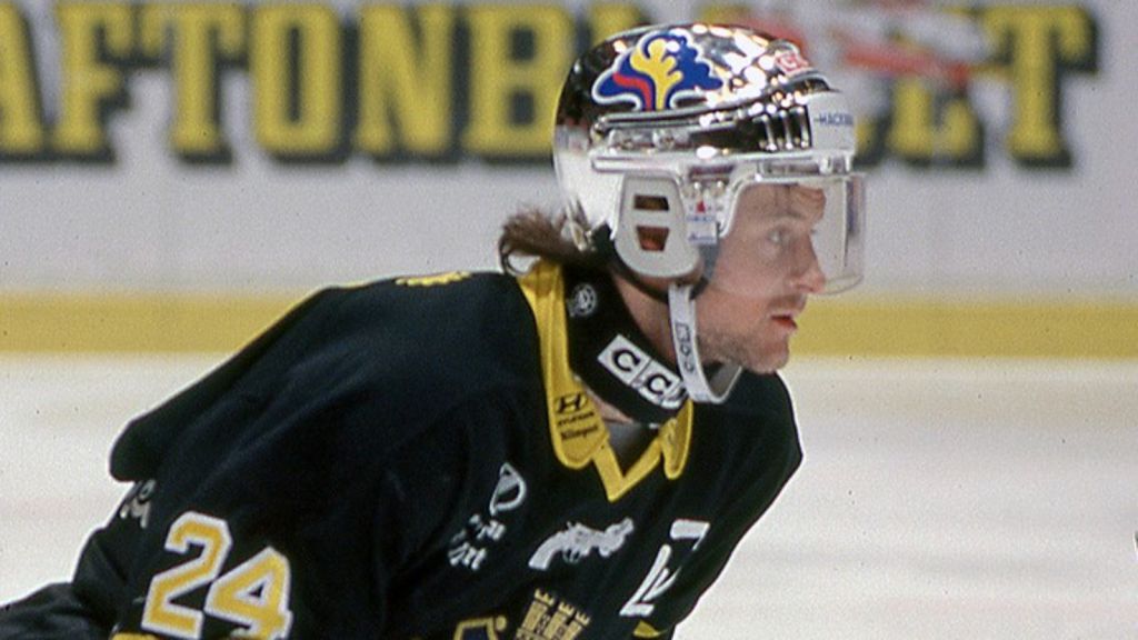 Otakar Vejvodai AIK-tröjan.