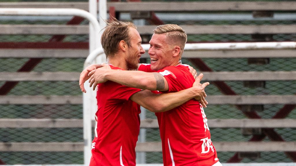 Ryck i superettans tabelltopp - värmländska jublet