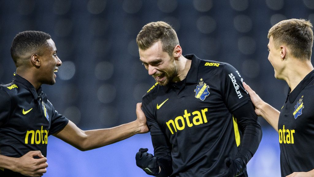 AIK jagar topp-4 trots allt : "Måste ge kredd till Jurelius"