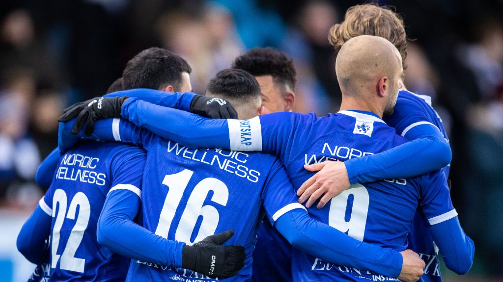 Stolpen stoppar Blåvitt från ytterligare mål