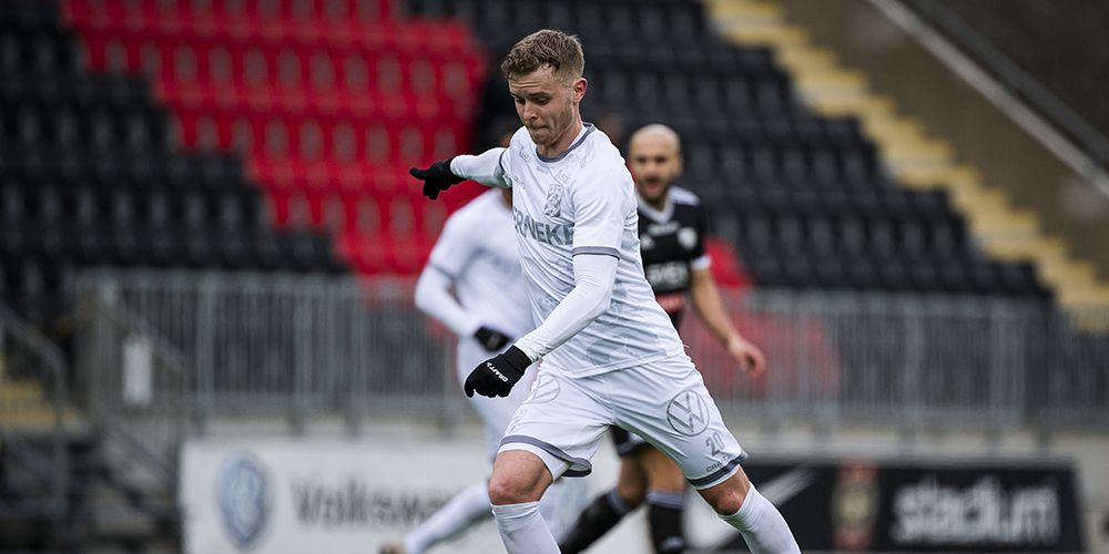 FD LIVE: Mittbackproblemen fortsätter - 17-åring startar